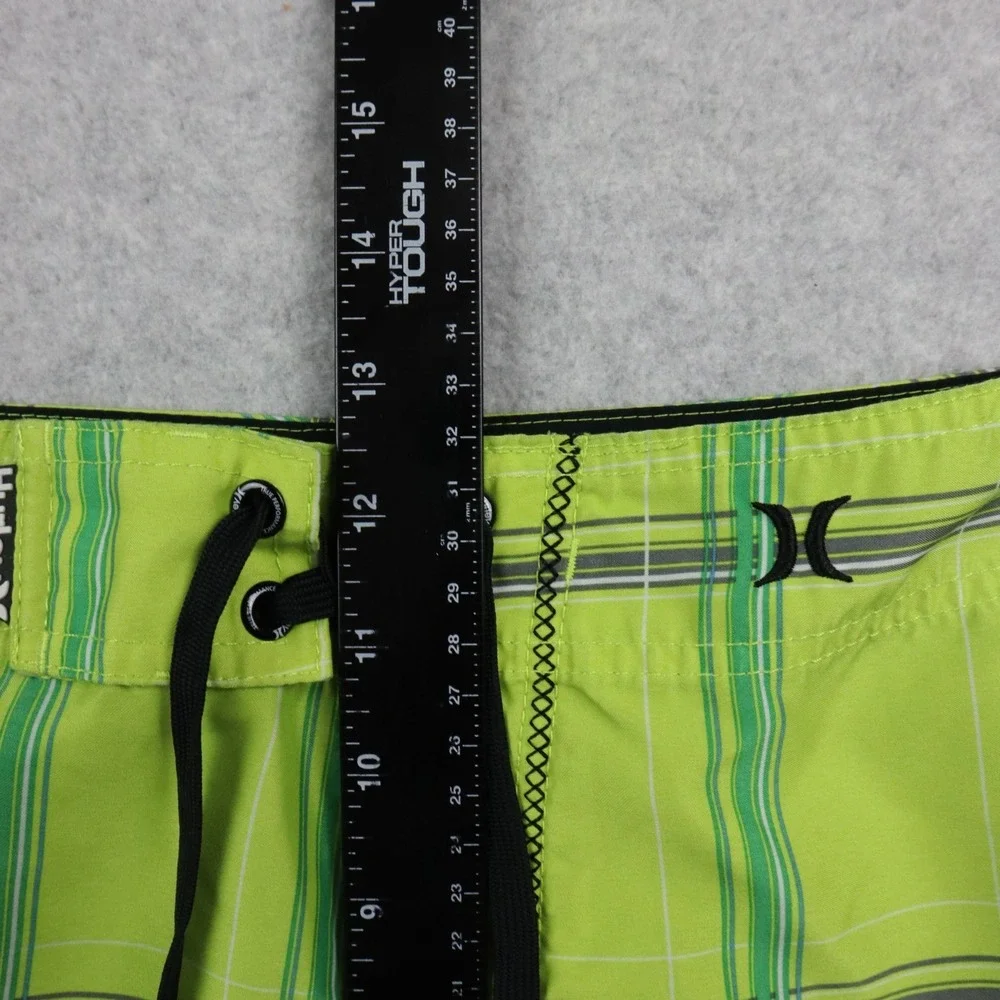 Hurley Board Shorts Mens 34 Cargo Pocket Surf Swim Beach Trunks Lime Green Plaid - Picture 5 of 8